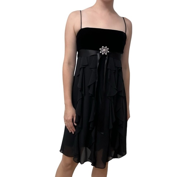 Vintage Dress Mini Ruffle Y2K Gothic Homecoming Black Silk Formal Size 6 Small - Picture 1 of 8